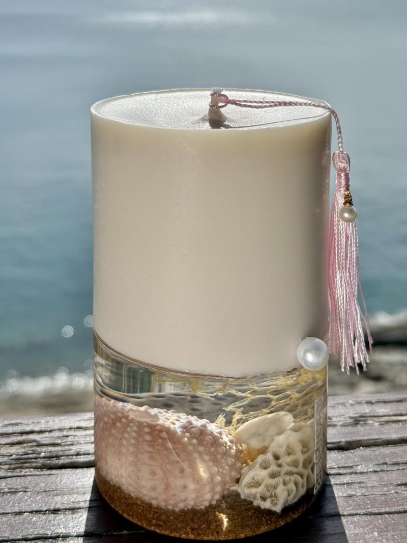 058 Soy Candle with Epoxy