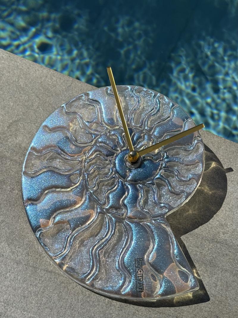 115 Epoxy resin wall clock